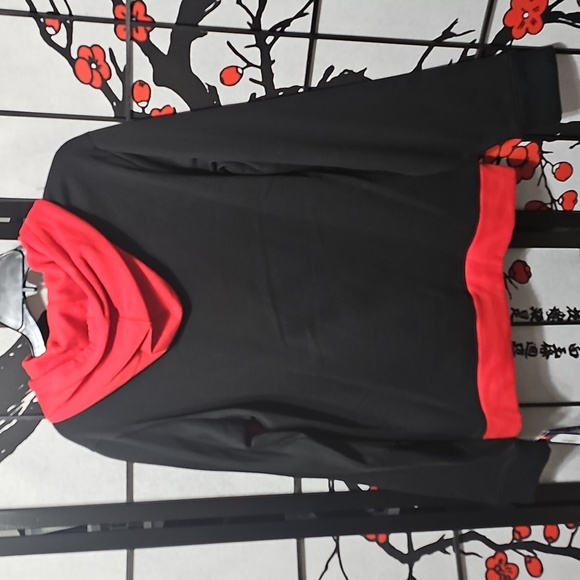 Cincinnati Reds Baseball‎ Red and Black Hoodie Size Medium NWT - Picture 7 of 7